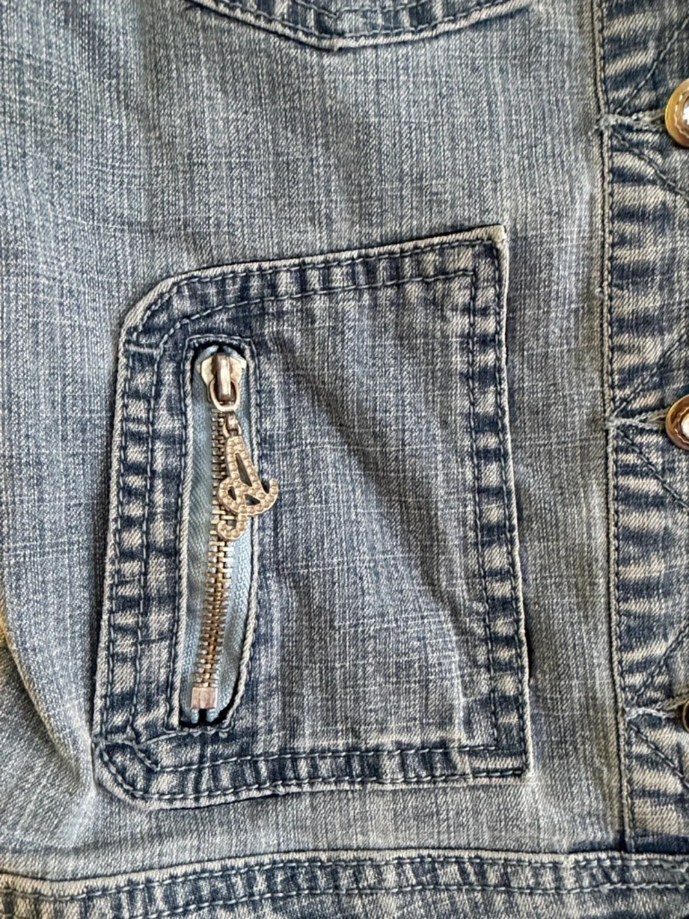 Y2K Star Aesthetic Studded Denim Vest Light Wash Distressed Girls Size 14